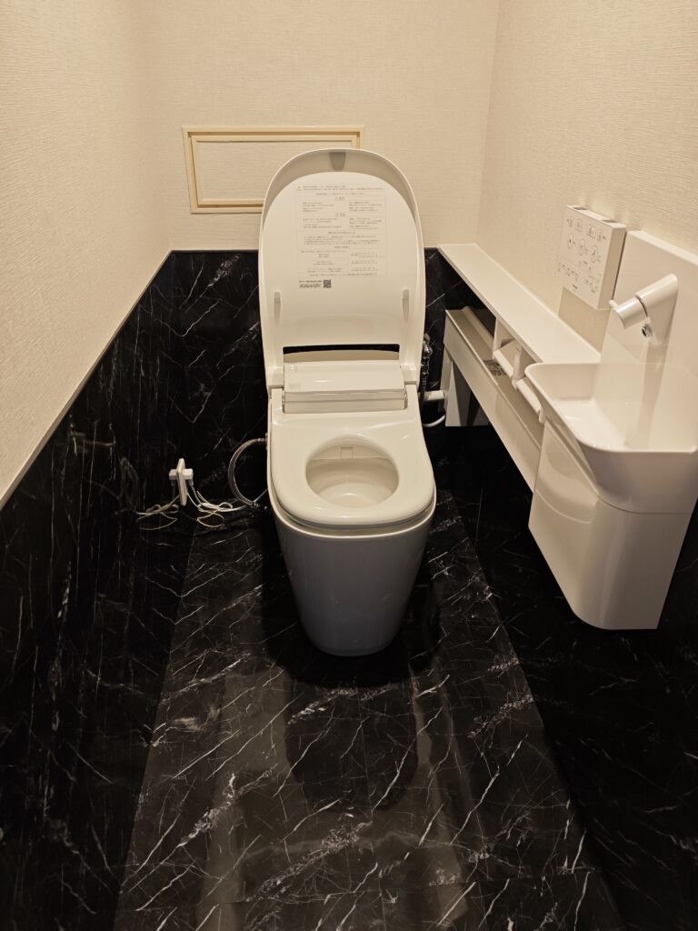 ライネスハイム京急富岡703号室