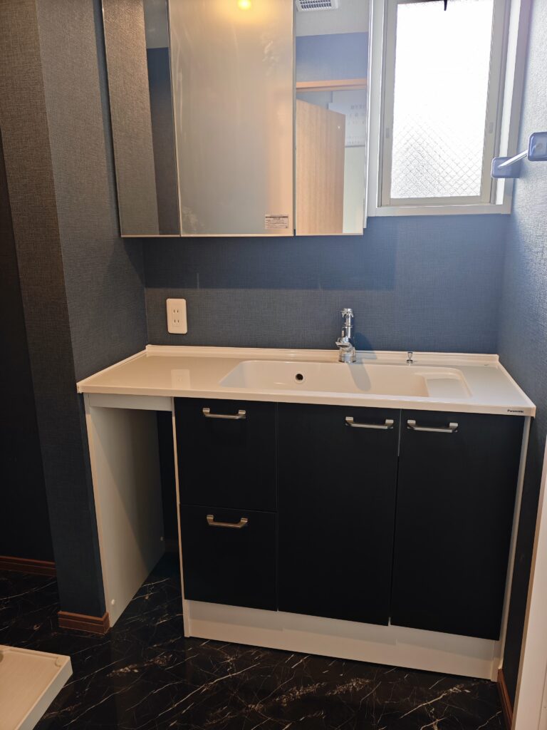 ライネスハイム京急富岡703号室