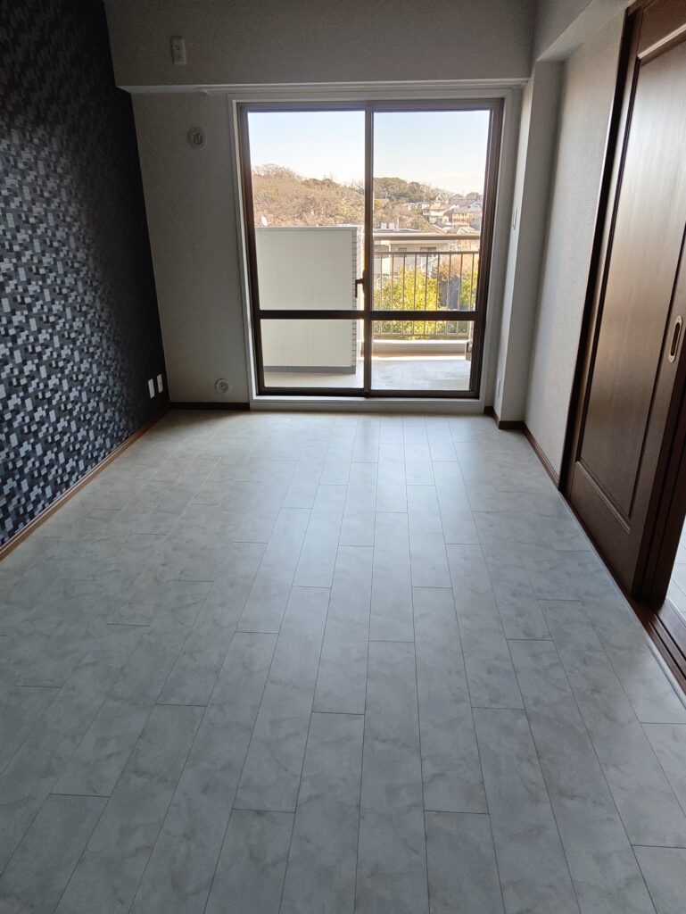 ライネスハイム京急富岡703号室