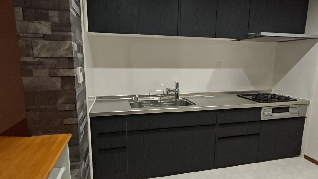 ライネスハイム京急富岡703号室